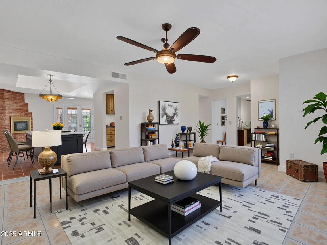 5541 W Crocus Dr., Glendale, AZ 85306