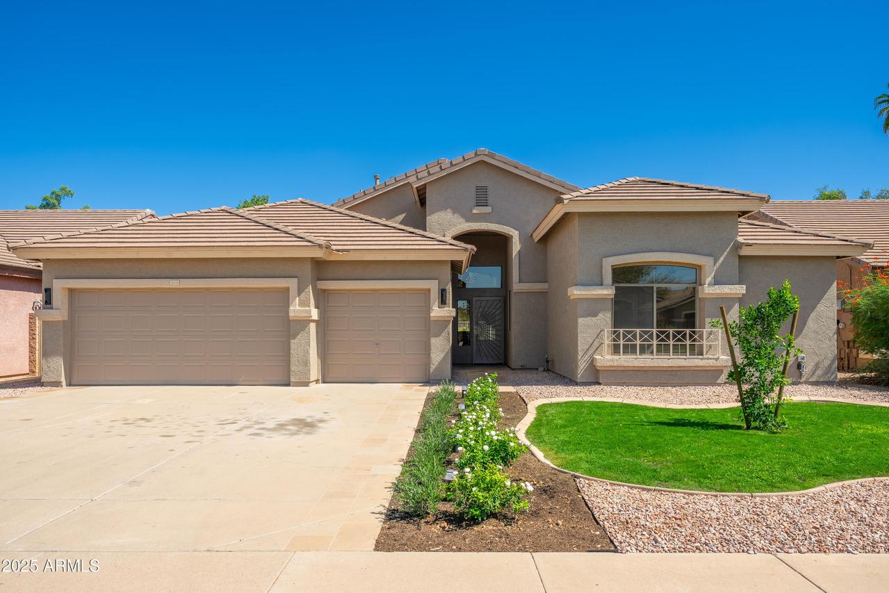 1079 S Western Skies Dr., Gilbert, AZ 85296