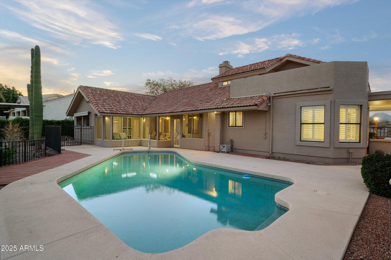 15489 E Palisades Blvd Blvd., Fountain Hills, AZ 85268
