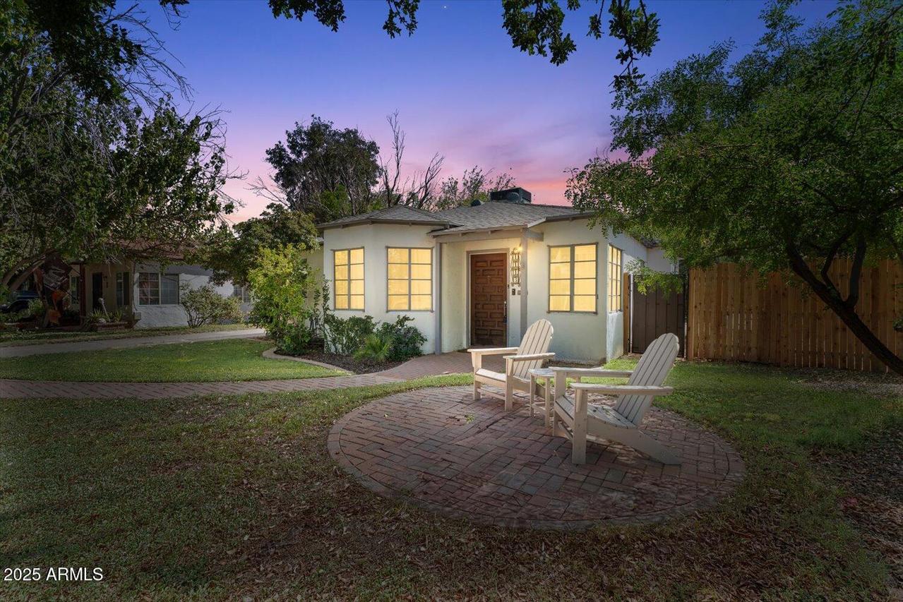 1113 W Glenrosa Ave., Phoenix, AZ 85013