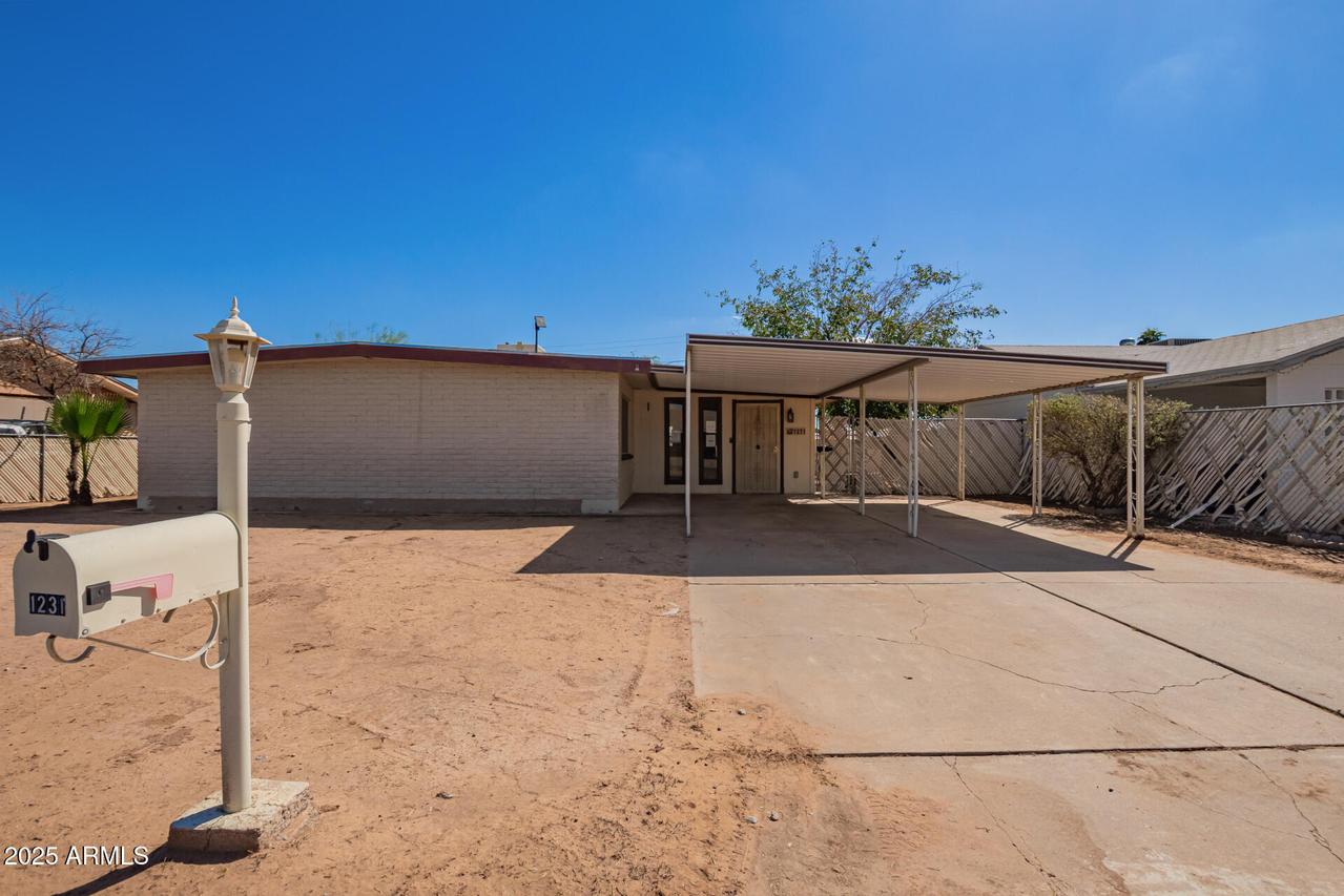 1231 E Avila Ave., Casa Grande, AZ 85122