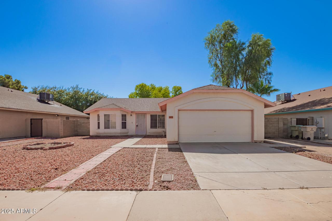 8033 W Georgia Ave., Glendale, AZ 85303