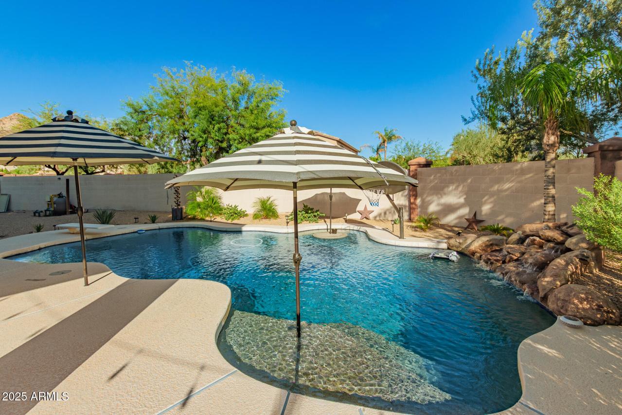 6003 W Oberlin Way, Phoenix, AZ 85083