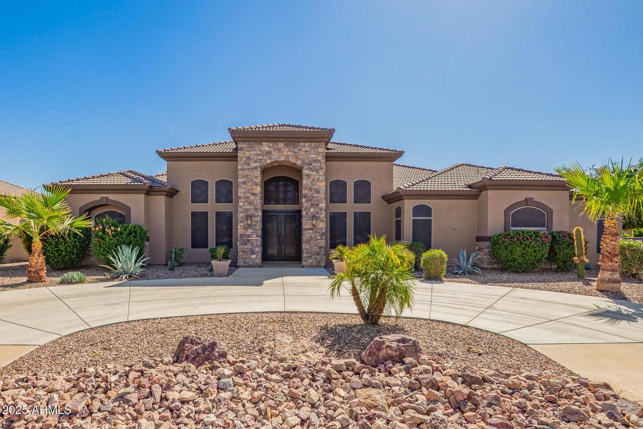 17943 W Solano Dr., Litchfield Park, AZ 85340