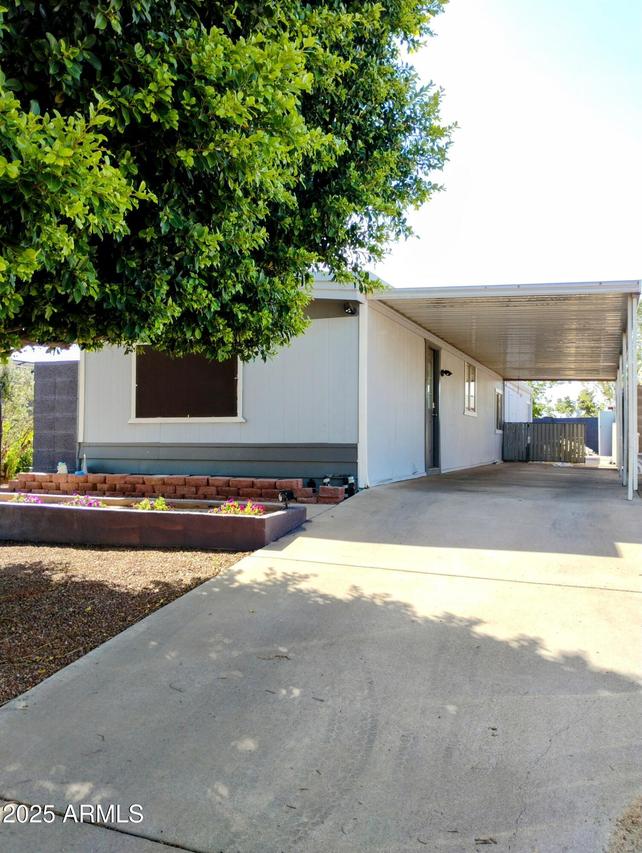 1518 W Beck Ln., Phoenix, AZ 85023