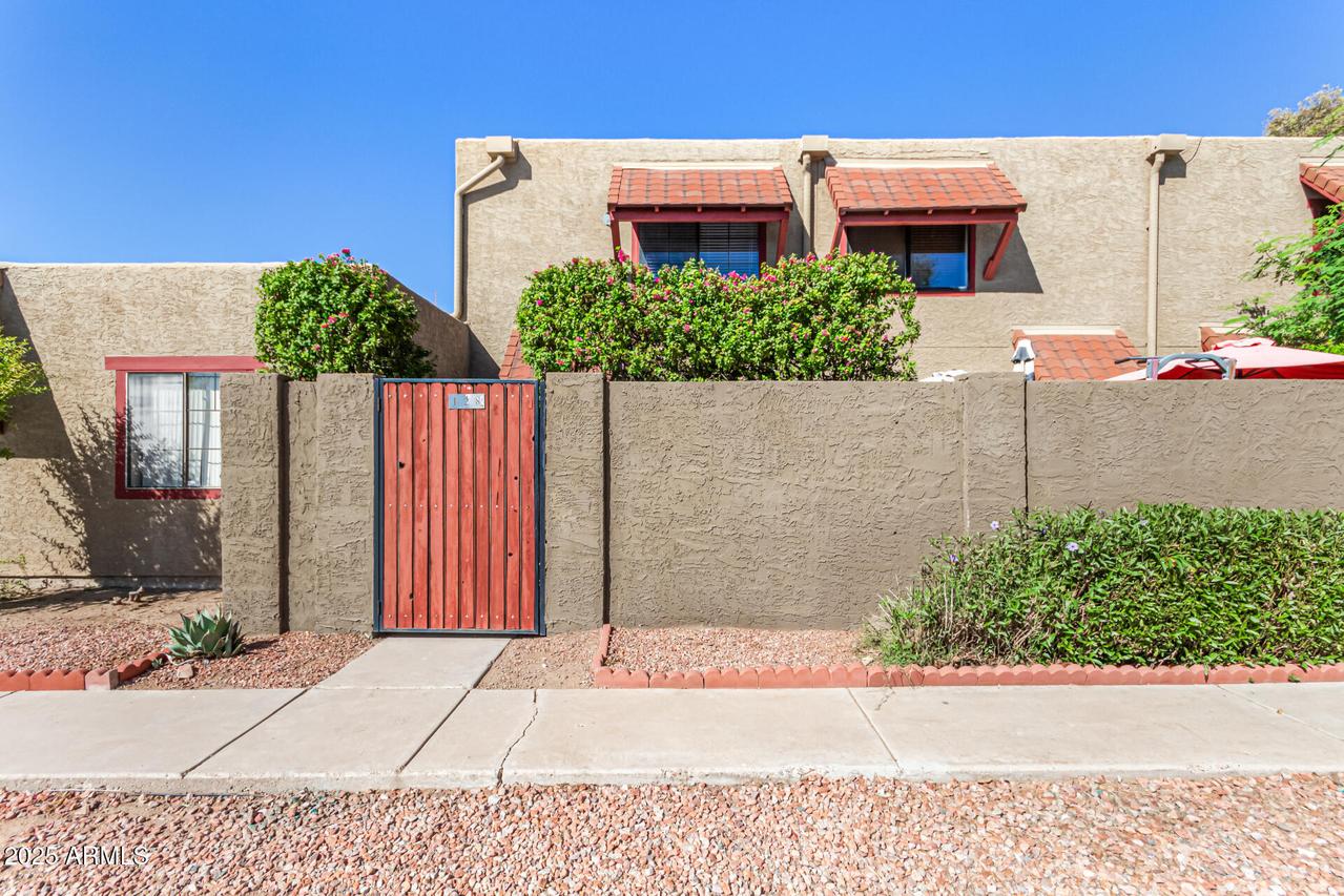 2724 W Mclellan Blvd. #128, Phoenix, AZ 85017