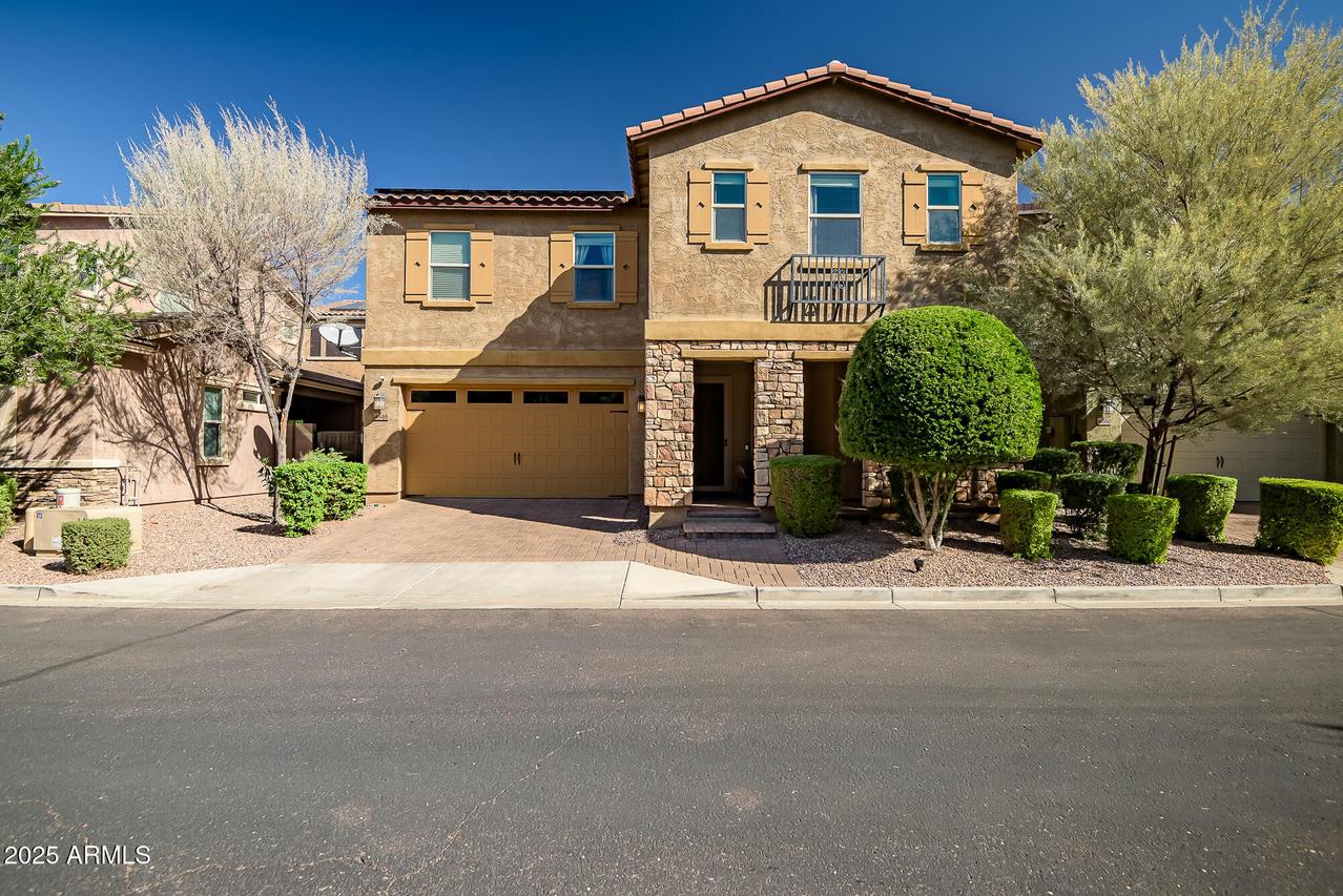 4646 E Daley Ln., Phoenix, AZ 85050