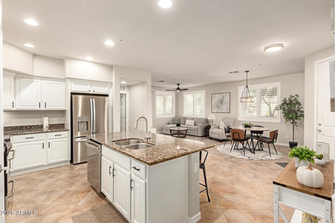2140 W Tallgrass Tr. #109, Phoenix, AZ 85085