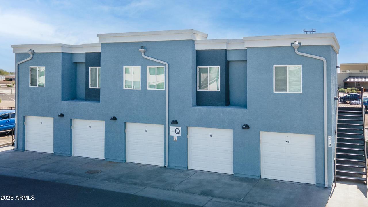 12925 W Greenway Rd. #61, El Mirage, AZ 85335