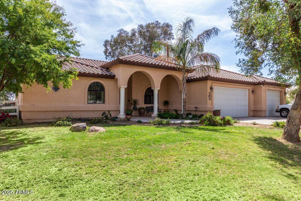 18707 W Elm St., Litchfield Park, AZ 85340