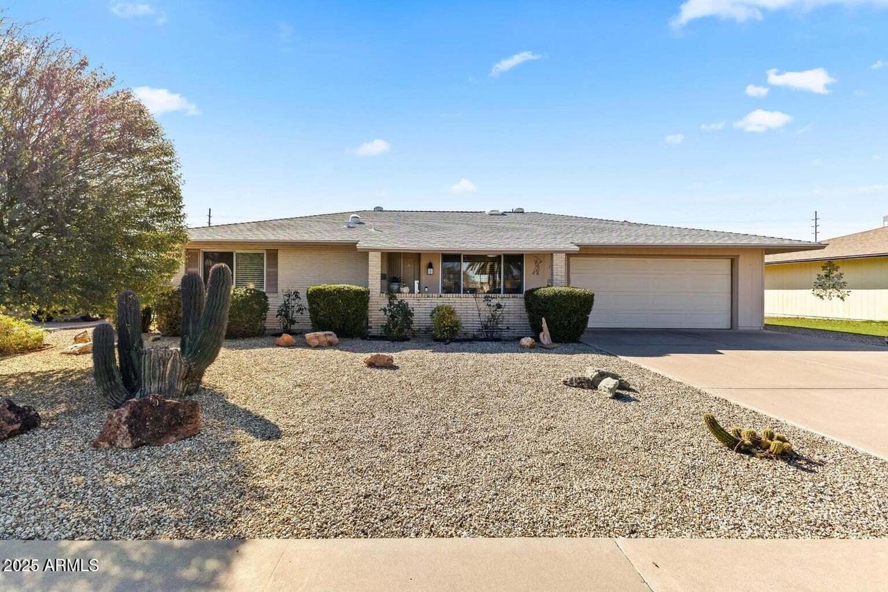 10013 W Augusta Dr., Sun City, AZ 85351
