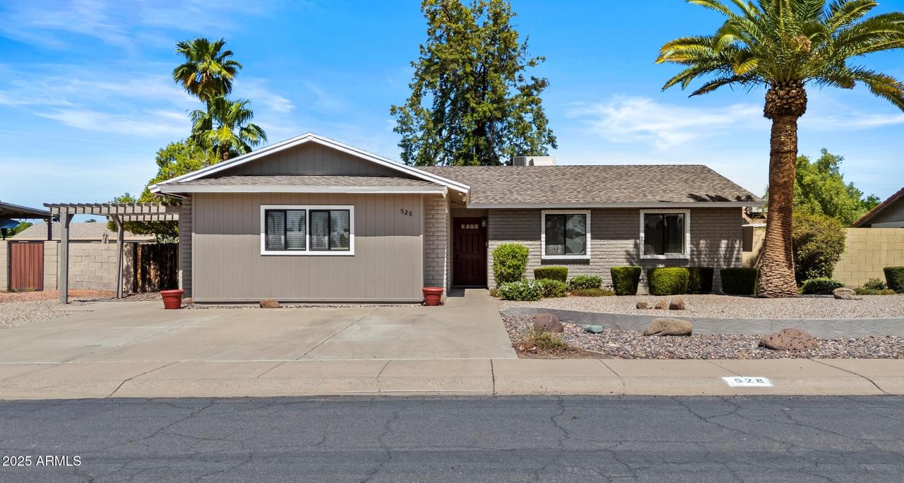 528 E Renee Dr., Phoenix, AZ 85024