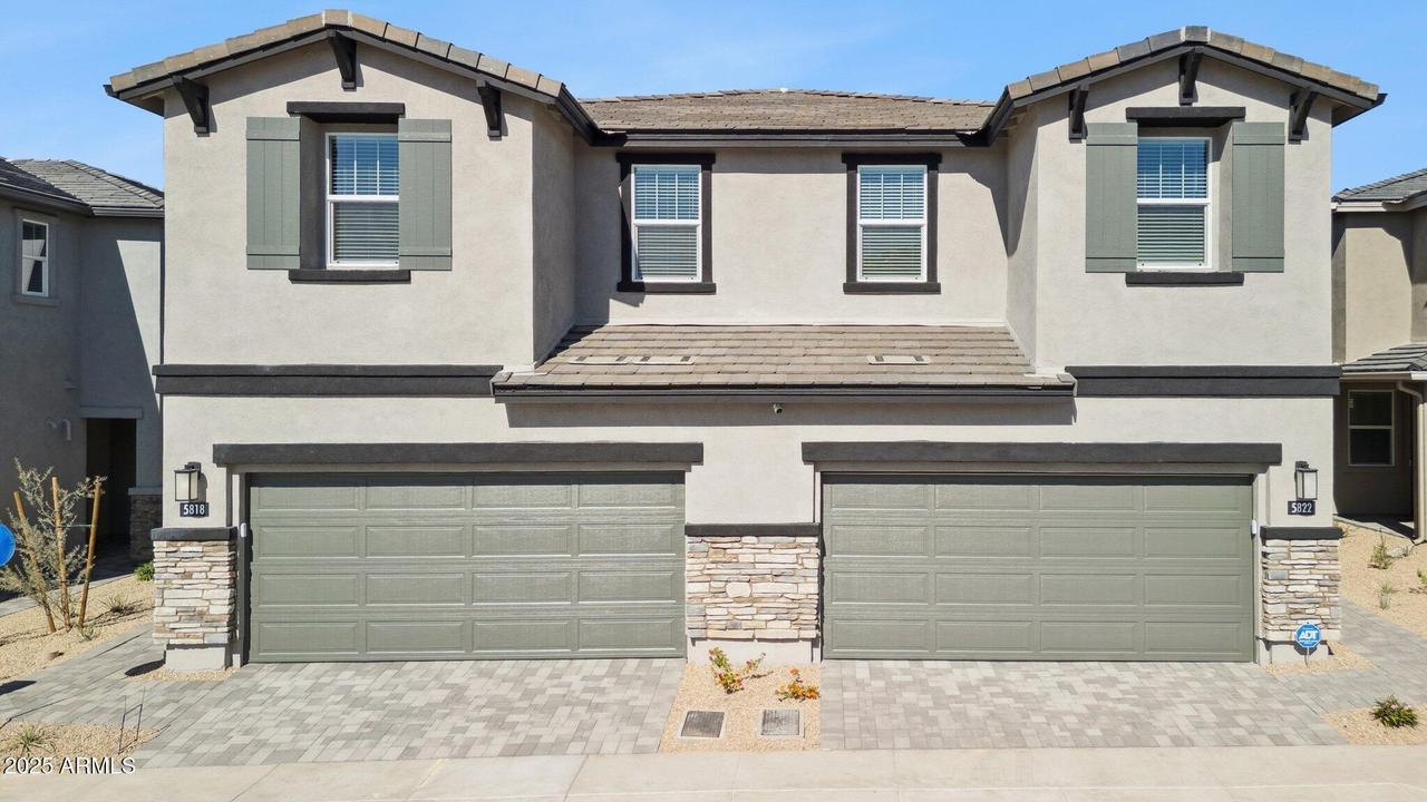 5818 E Zachary Dr., Phoenix, AZ 85054