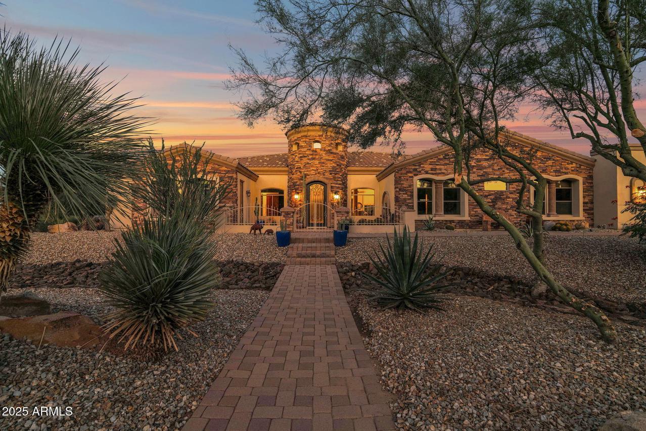 34023 N 2nd Ln., Phoenix, AZ 85085