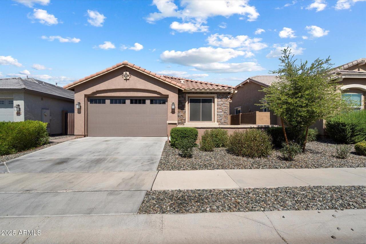 2212 W Dunbar Dr., Phoenix, AZ 85041