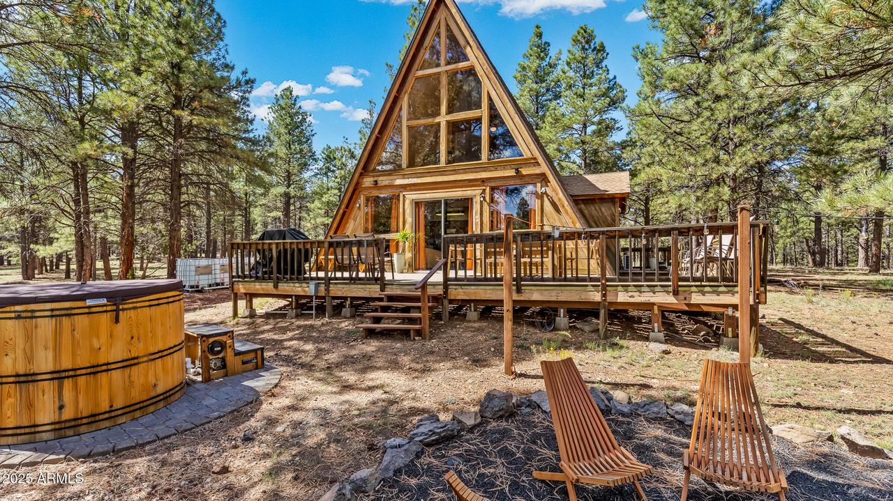 10434 E Little Red Rd., Parks, AZ 86018