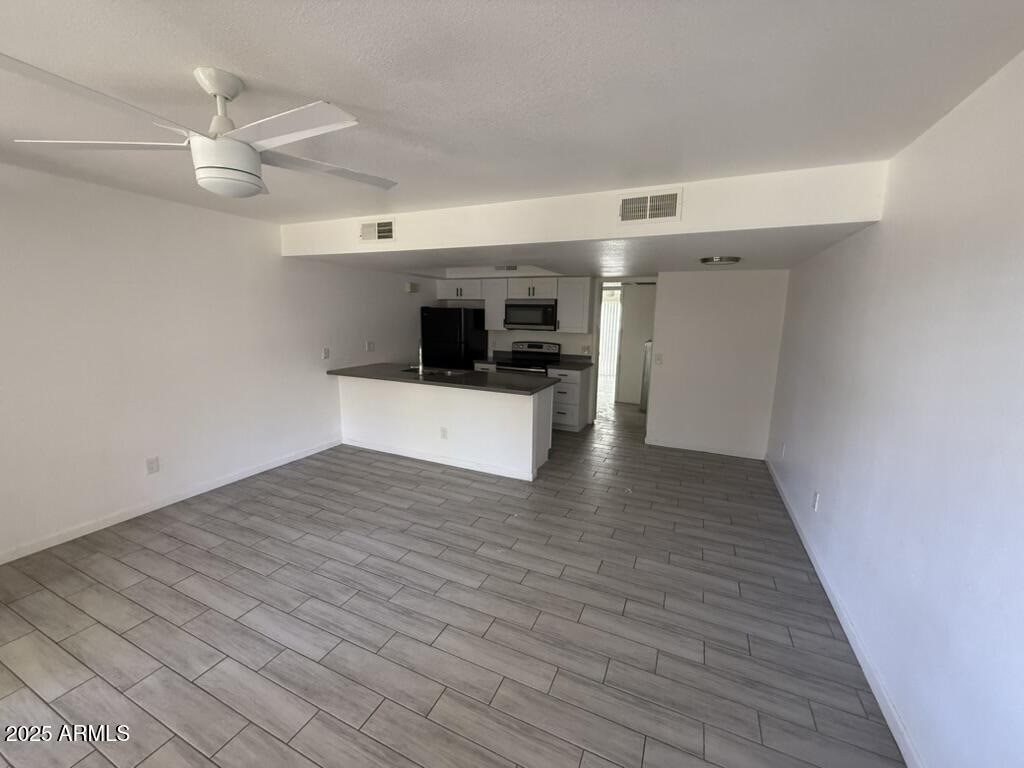 8842 N 8th St. #103, Phoenix, AZ 85020
