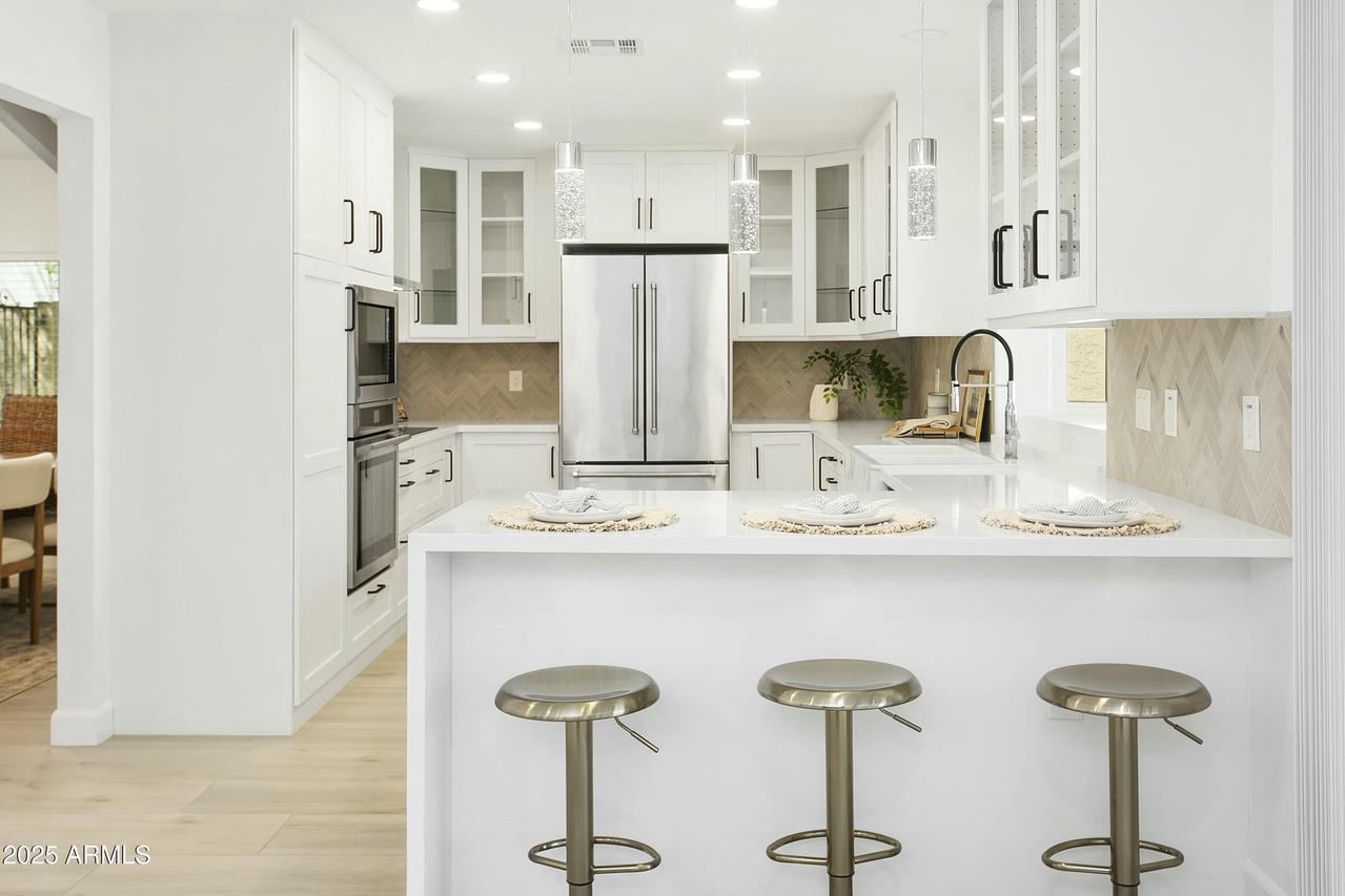 1052 E Sandpiper Dr., Tempe, AZ 85283