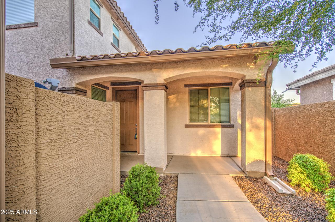2417 N 73rd Dr., Phoenix, AZ 85035