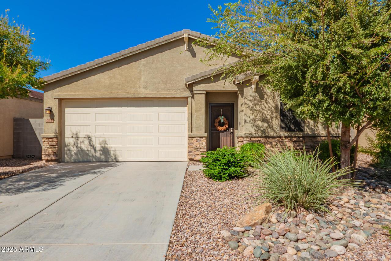 392 W Tenia Tr., San Tan Valley, AZ 85140