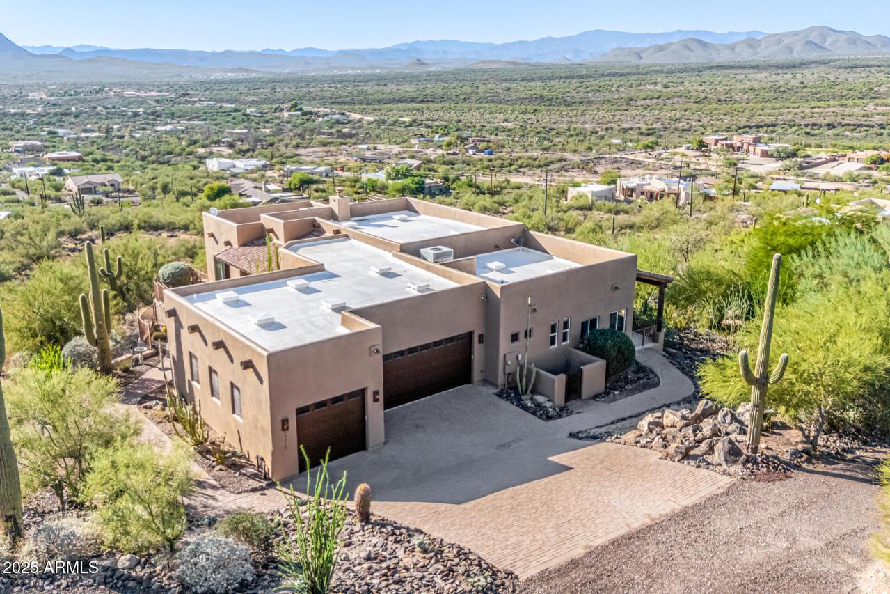 45214 N 15th Way, New River, AZ 85087