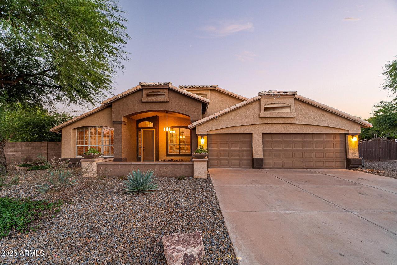 335 S Red Rock St., Gilbert, AZ 85296