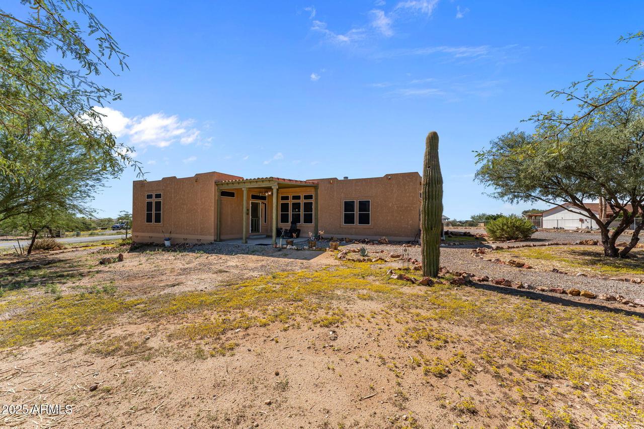 23315 W Staghorn Ln., Congress, AZ 85332