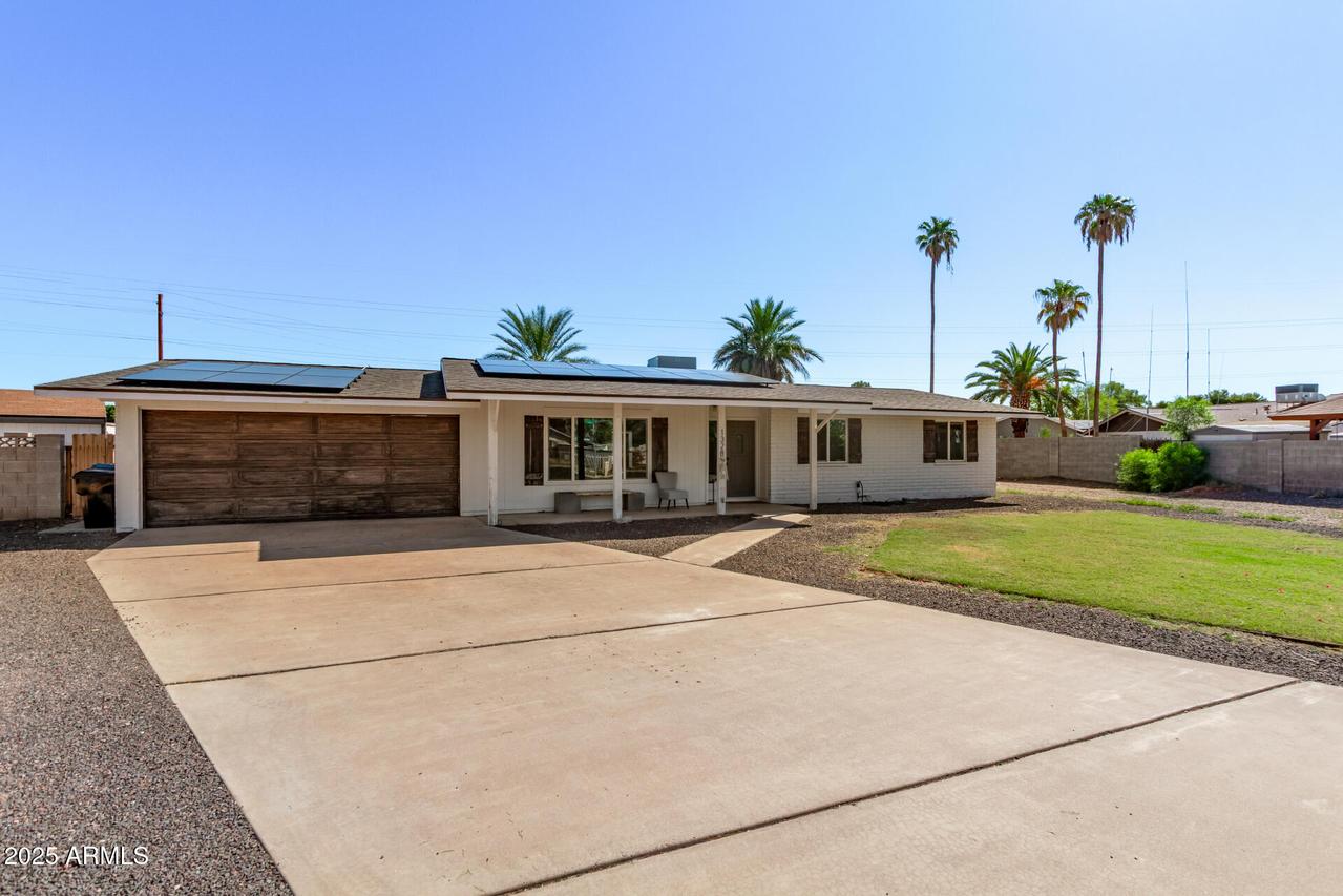 1328 E Evergreen St., Mesa, AZ 85203