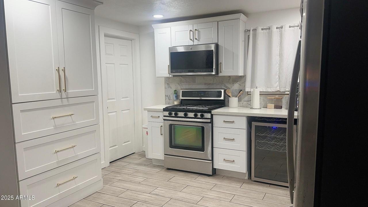 326 N 39th Dr., Phoenix, AZ 85009