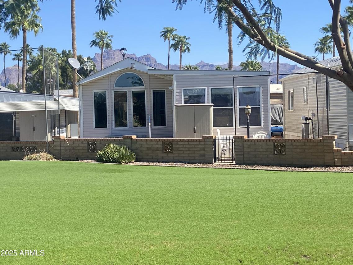 2239 W San Juan Cir., Apache Junction, AZ 85119