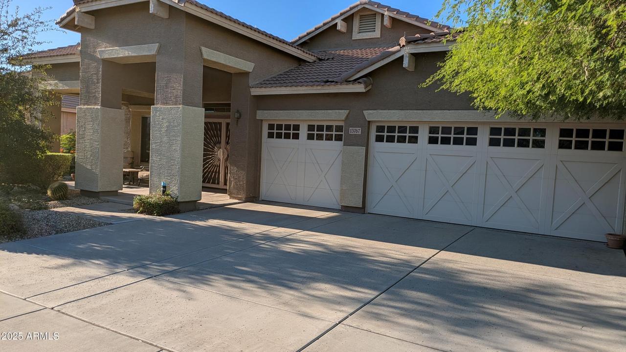 13767 W Gelding Dr., Surprise, AZ 85379