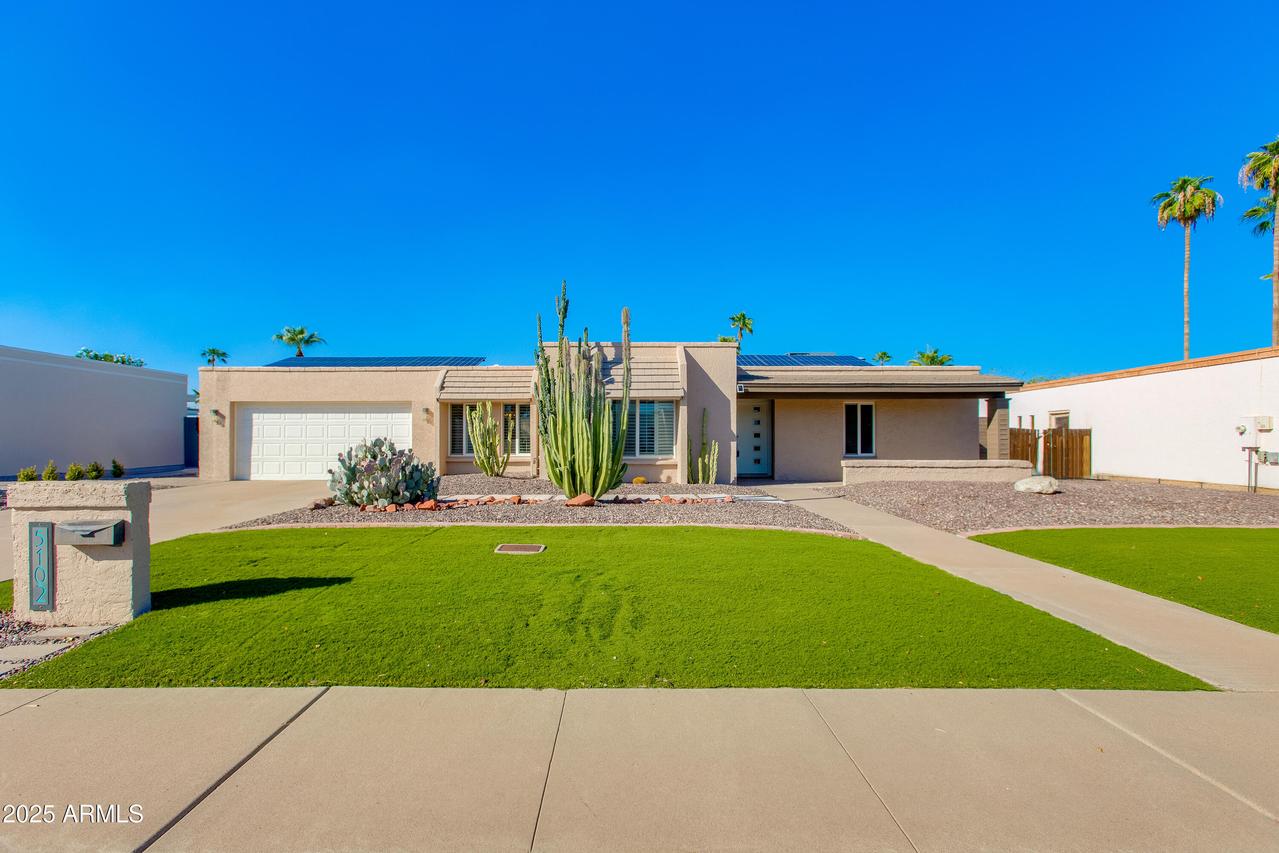 5102 E Charter Oak Rd., Scottsdale, AZ 85254