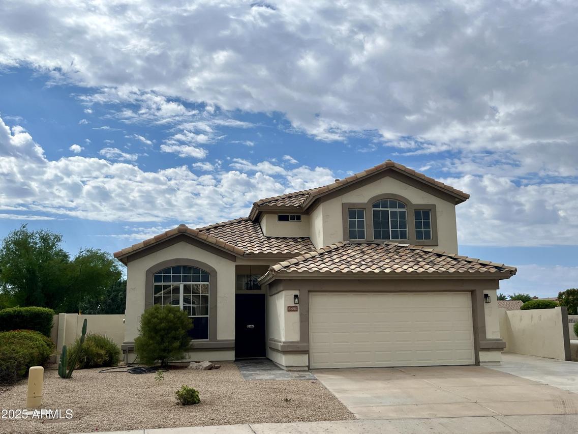 6891 W Via Del Sol Dr., Glendale, AZ 85310