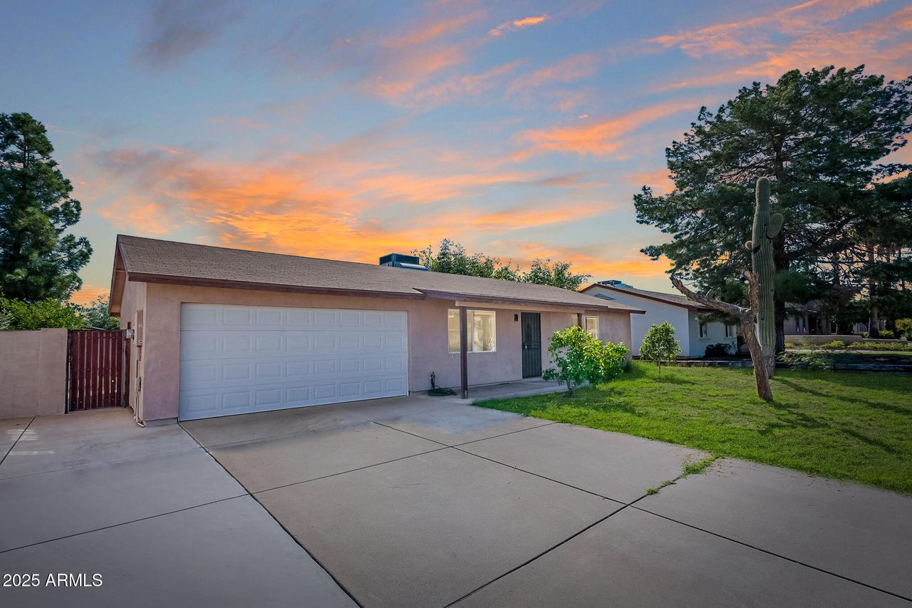 15833 N 20th St., Phoenix, AZ 85022