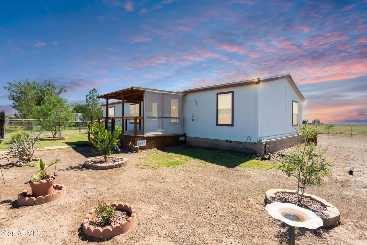 1907 E Via Ocotillo, Douglas, AZ 85607