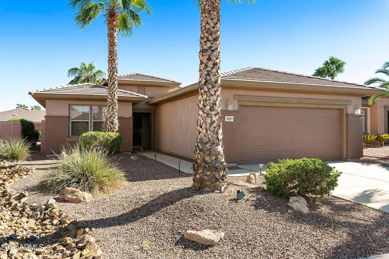 19051 N Aztec Point Dr., Surprise, AZ 85387