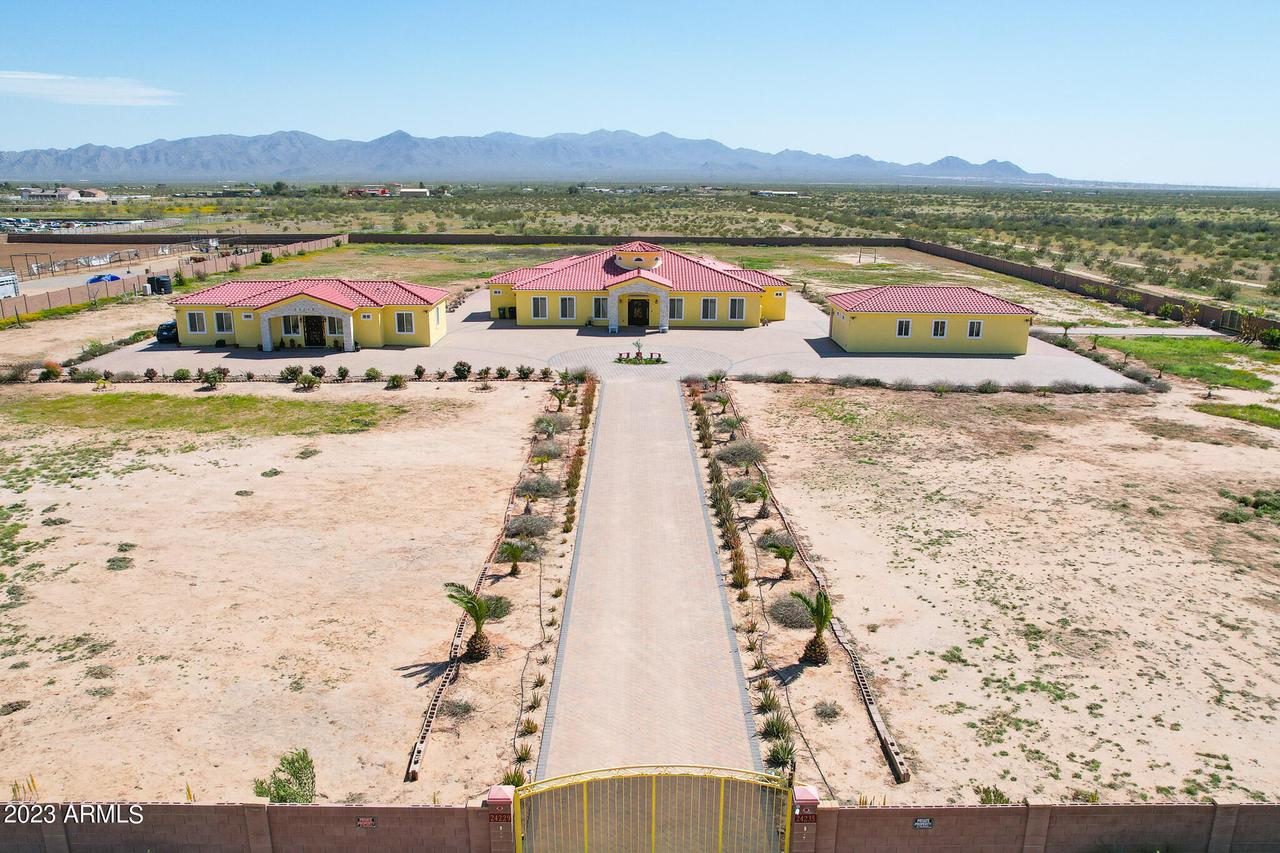24235 W Pinnacle Vista Ln., Wittmann, AZ 85361