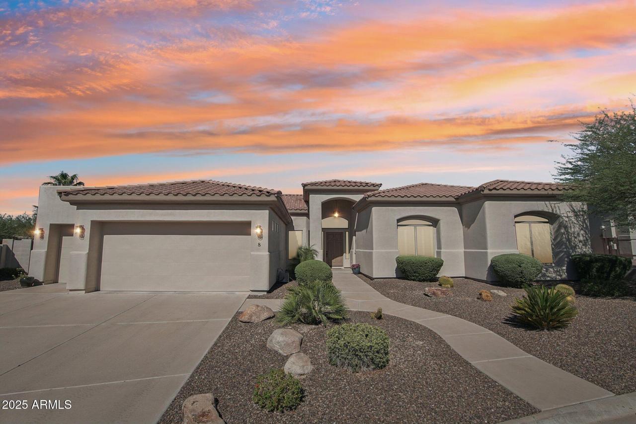 6460 E Trailridge Cir. #8, Mesa, AZ 85215