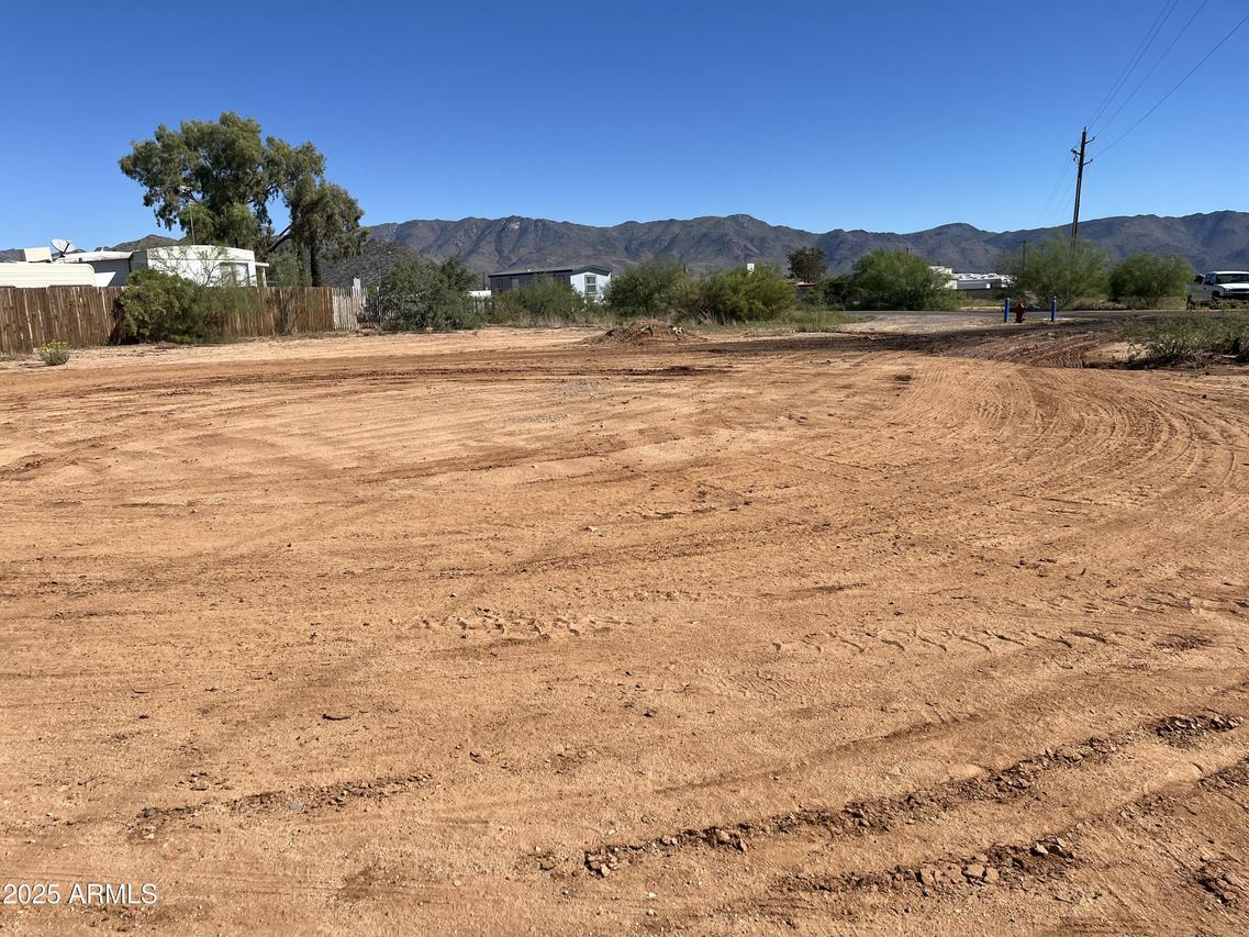 26730 S Grandview Dr. #A, Congress, AZ 85332