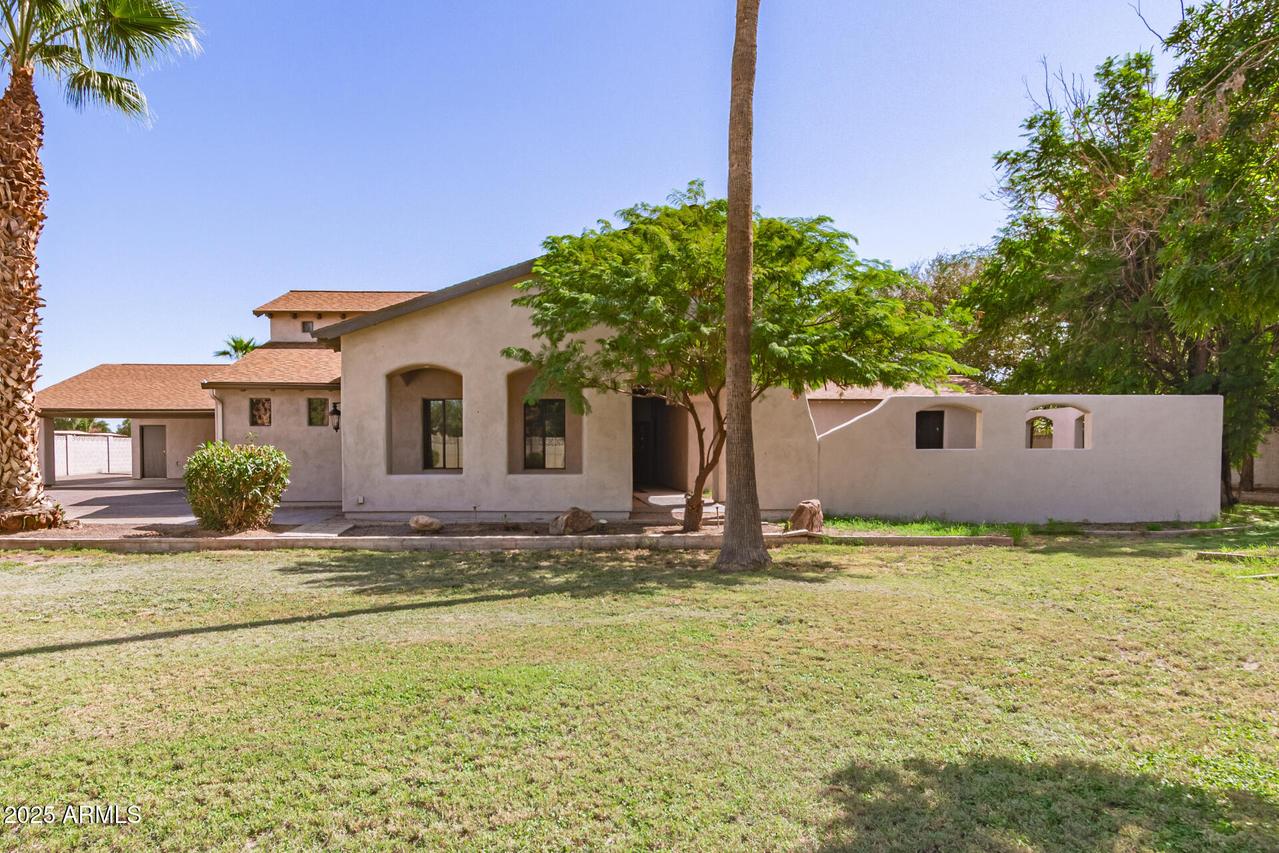 1687 S Vine St., Chandler, AZ 85248