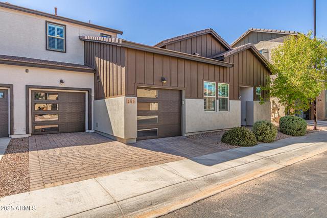 New Homes with Master Bedrooms on the 1st Floor in Chandler: September 27th to October 3rd