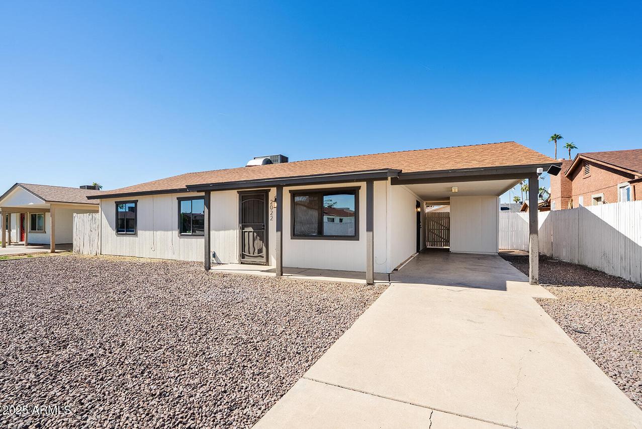 2022 N 61st Ave., Phoenix, AZ 85035