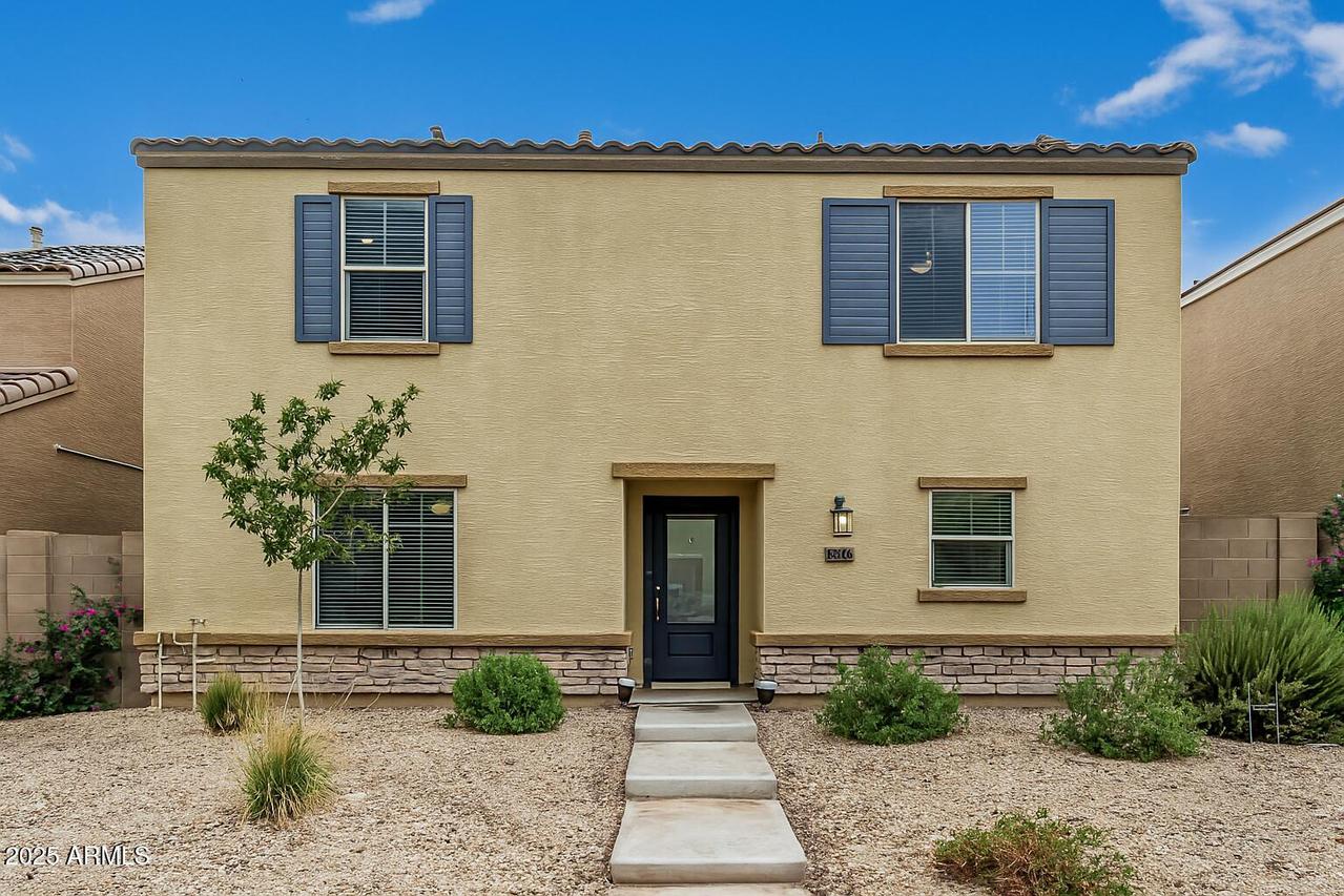 8046 W Agora Ln., Phoenix, AZ 85043