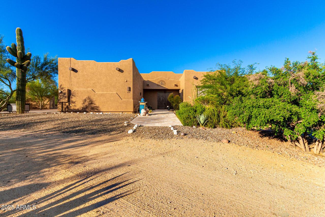5740 E Red Bird Rd., Scottsdale, AZ 85266