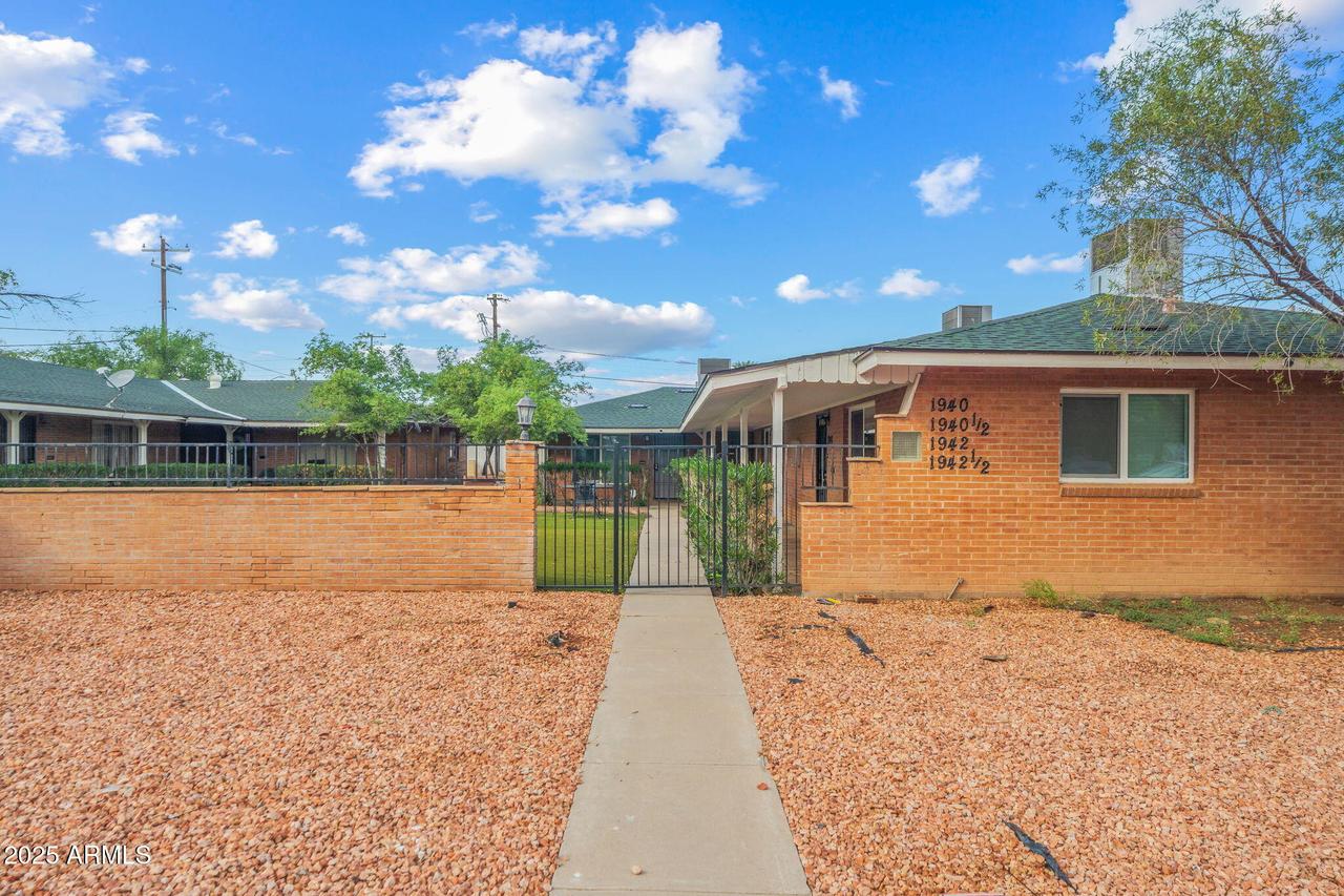 1940 W Amelia Ave., Phoenix, AZ 85015