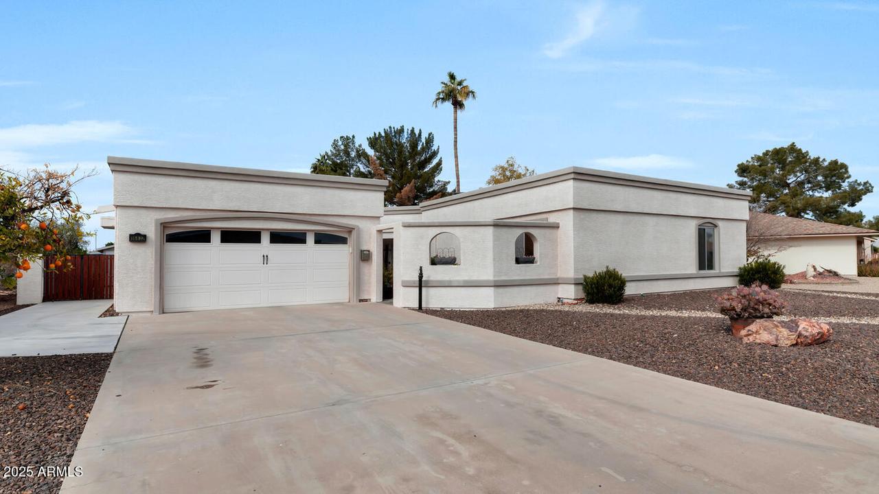 16832 N Pine Valley Dr., Sun City, AZ 85351