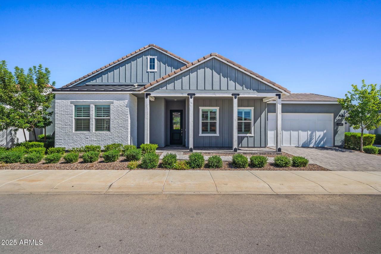 11217 N Blakely St., Surprise, AZ 85388