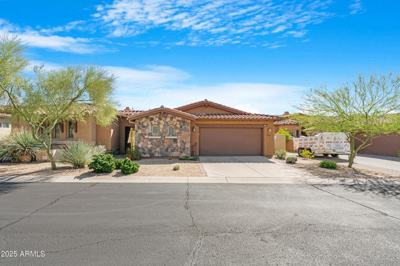 7225 E Aurora Dr., Scottsdale, AZ 85266