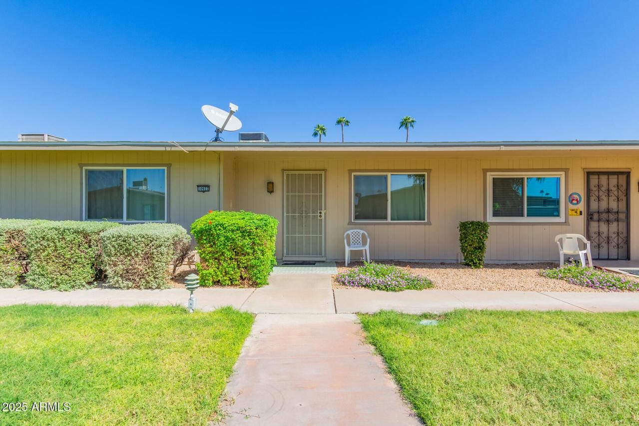 10922 W Santa Fe Dr., Sun City, AZ 85351
