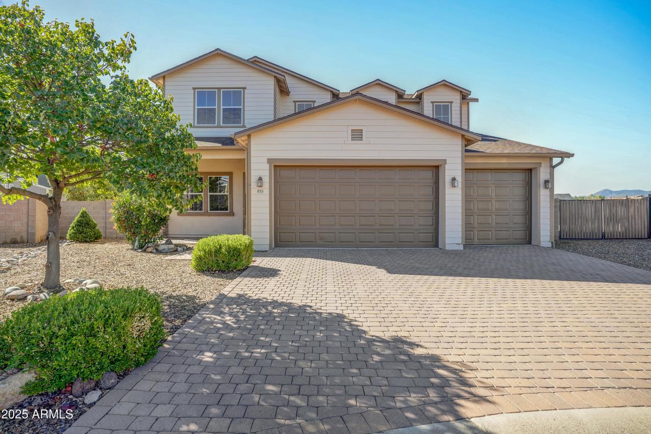 955 N Ceballos Ct., Dewey, AZ 86327